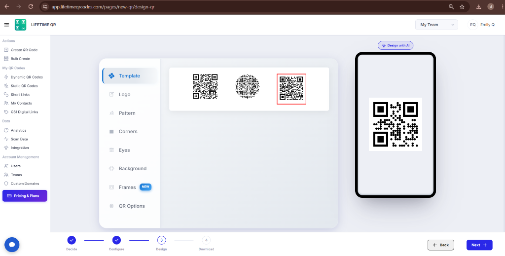 Customize QR code design with colors, patterns, corner eyes, and logo