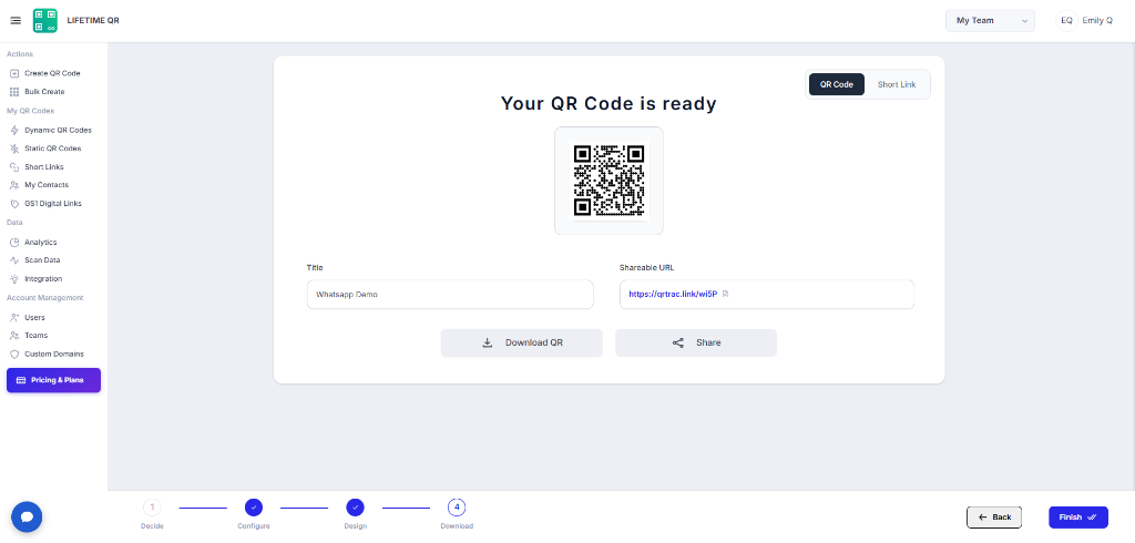 QR code editor final review screen showing QR code preview, title, and shareable URL