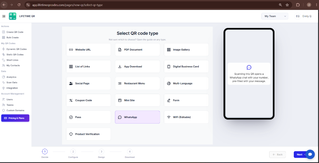 QR code type selection screen with WhatsApp highlighted